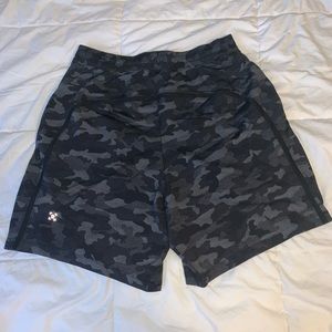 Men’s LuluLemon Black Camo Shorts